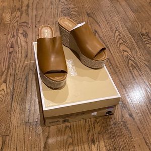 michael kors cunningham wedge leather